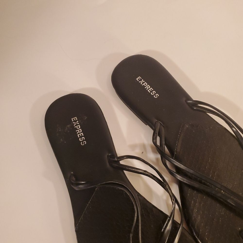 Express black flip-flops‎ - Picture 7 of 8